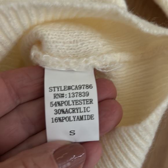 Debut Sweater - Picture 4 of 7